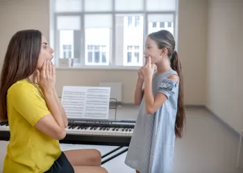 Şan Kursu Fiyatları Kaç TL’den Başlıyor?