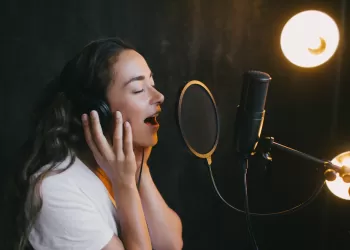 Kursa Gitmeden Güzel Şarkı Söylenir mi?