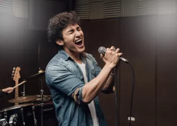 Şan Dersi Sesi Güzelleştirir mi?