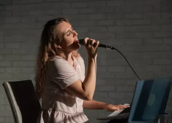 Ses Açma Yöntemleri: İfade Gücünüzü Yeniden Keşfedin!