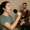 Sesiniz Kaç Ayda Güzelleşir? (Gerçekçi Zaman Çizelgesi ve Gelişim Aşamaları)